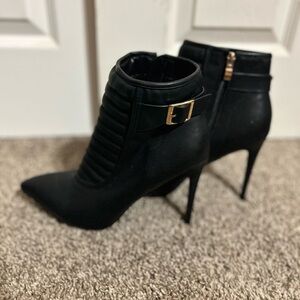 Exotic Style Ankle Boots